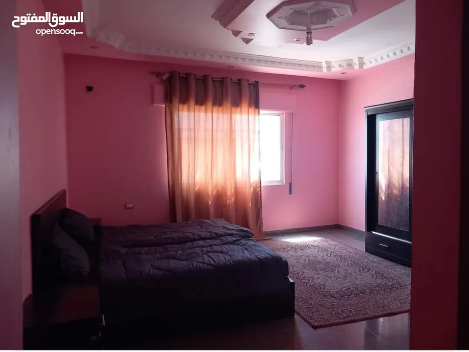 شقة مفروشه للايجار في الكرك الثنيه