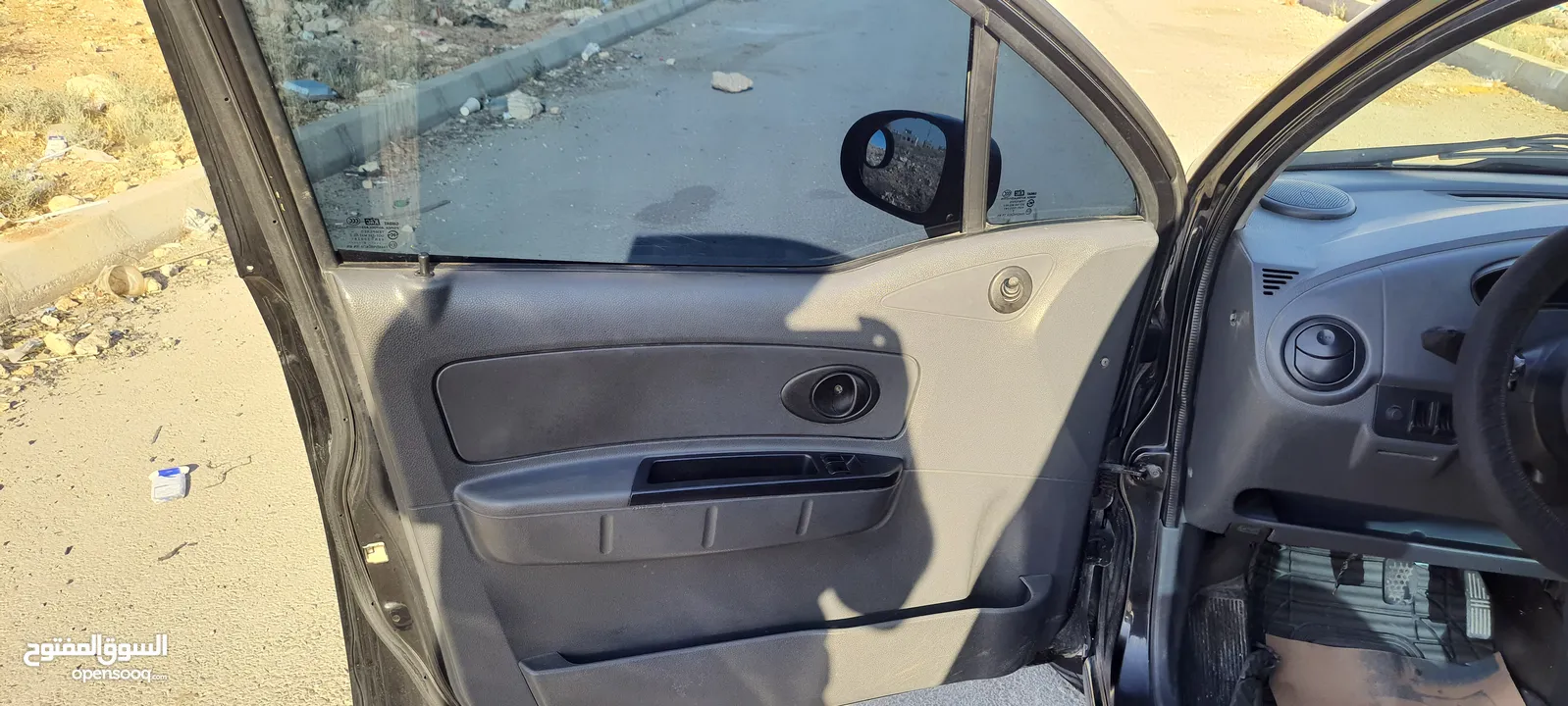 سبارك اتوماتيك سبارك اتوماتيك 2006 ماتور 800cc امامي  مضروب وجيدات خالي قص قلبان . شبابيك كهرباء.  غ