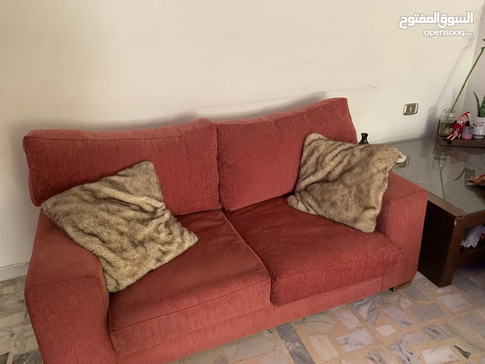 طقم كنب بحاله جيدةةةً