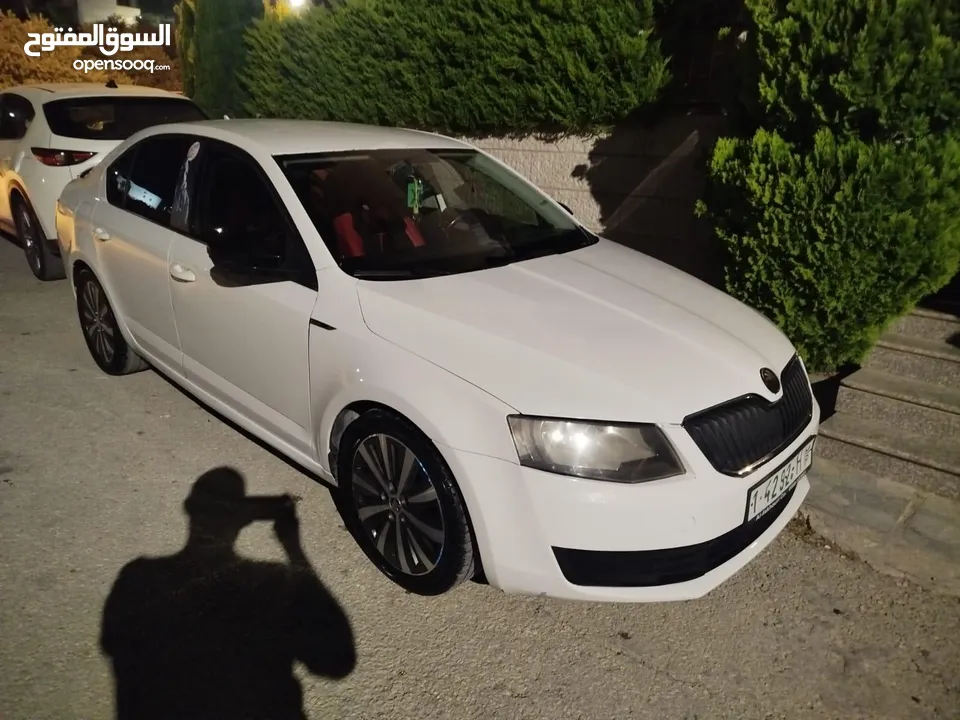 سكودا اوكتافيا 2015