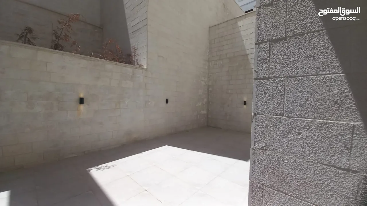 Villa for sale in Dabouq ( Property 42656 )-174804519