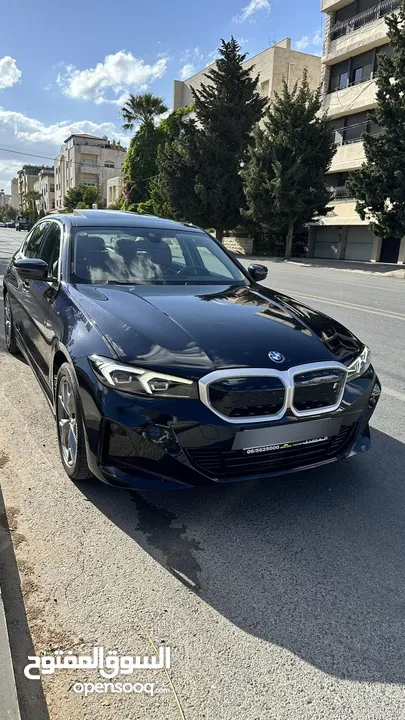 Bmw i3 35L eDrive 2023 special order 4 jayed with full red interior