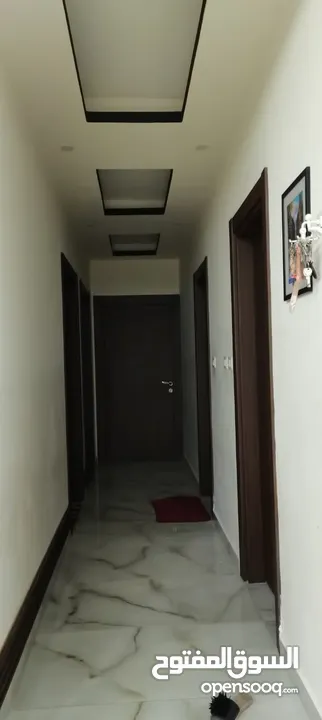 شقه لي البيع