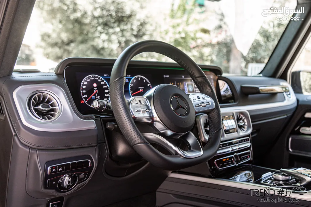 Mercedes G500 2024 Amg kit Night Package   السيارة وارد و كفالة الشركة و قطعت مسافة 2,000 كيلو