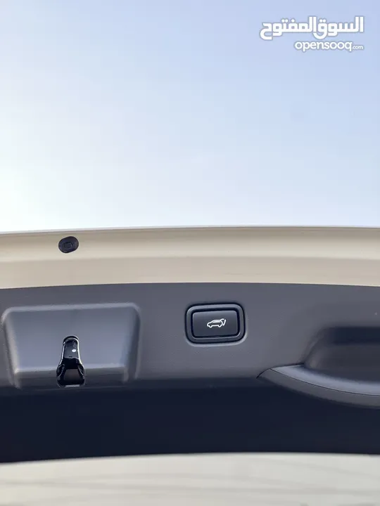Kia niro hybrid full  2022  كيا نيرو هايبرد  فل اضافات  ترخيص 2022                   فحص نخب