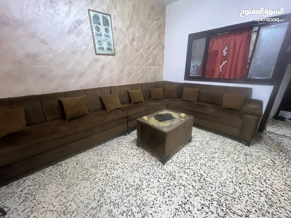 طقم كنب كورنر  تفصيل لون بني عسلي