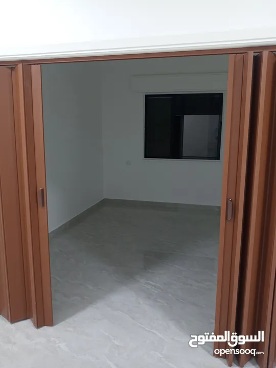 شقه ارضيه للايجار