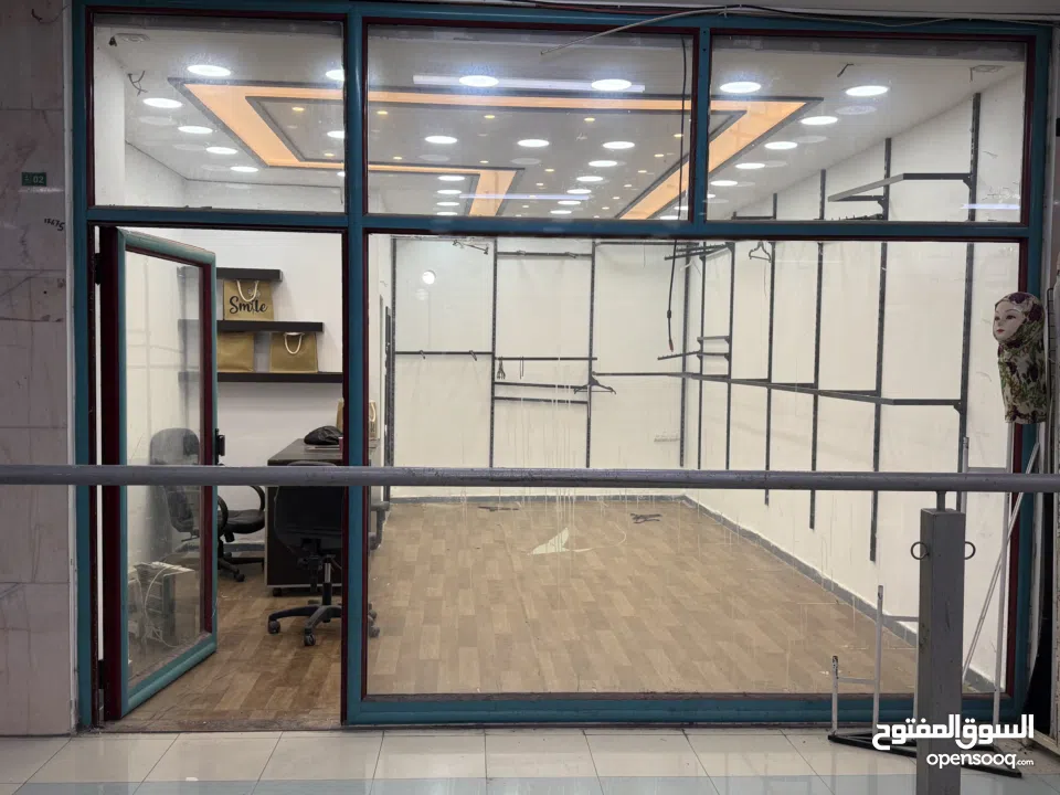 محلين للبيع خلو بسعر مغري جدا