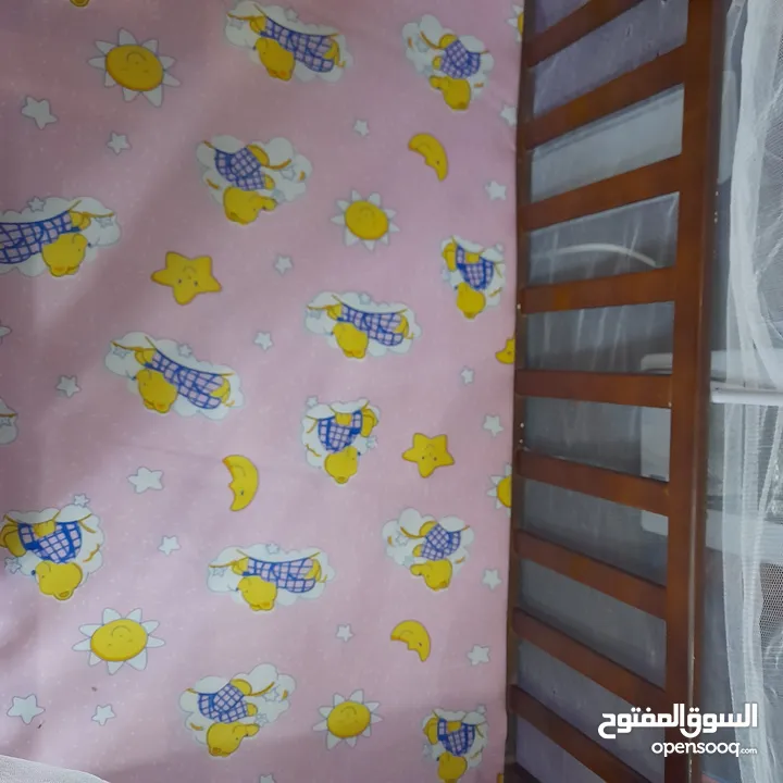 سرير بيبي للاطفال بحال الوكاله