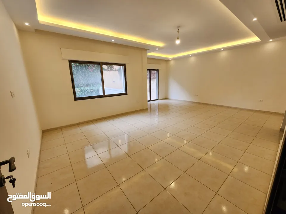 شقة طابقية للبيع في دير غبار - الرقم المرجعي 14271