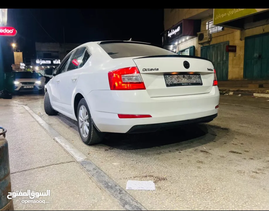 سكودا اوكتافيا 2015