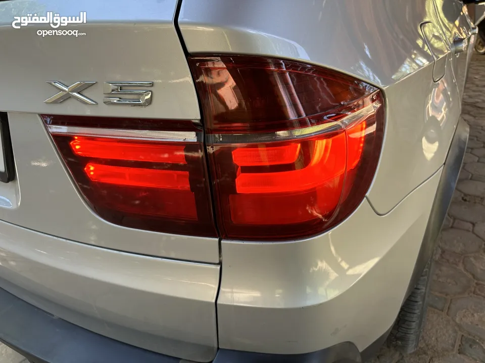 BMW X5 models 2010 4.8L