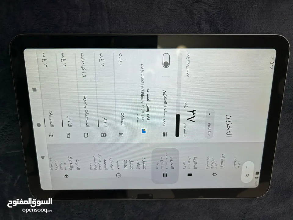 تاب 10 برو   معو الكرتونة والشاحن ووصلة شاحن يوس بي وقلم والكيبورد وكفر حماية بحال الممتاز ما في اشي