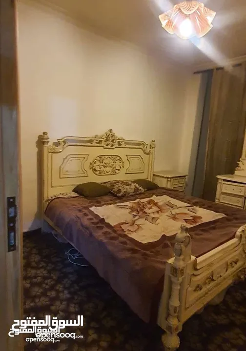 شقه للبيع في الجاردنز
