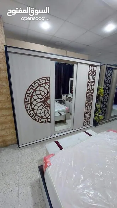 عرض خاص فقط في مفروشات ورد غرفه نوم وطاوله تلفزيون وشاشه تلفزيون 32 بوصه وطقم كنبL