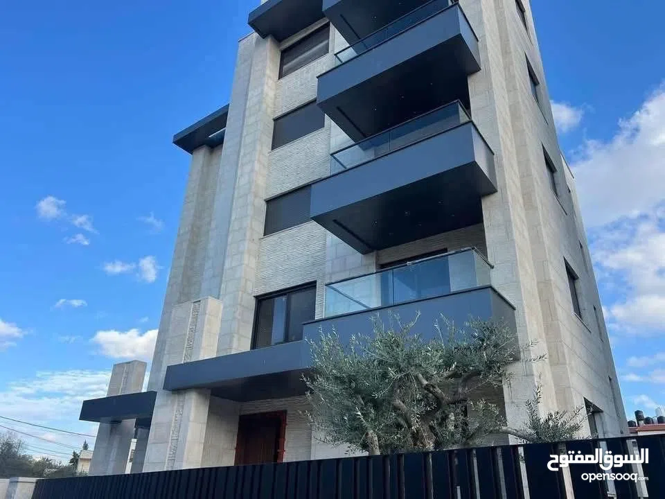 شق فاخره للببع في الطيره خلف حلويات العكر