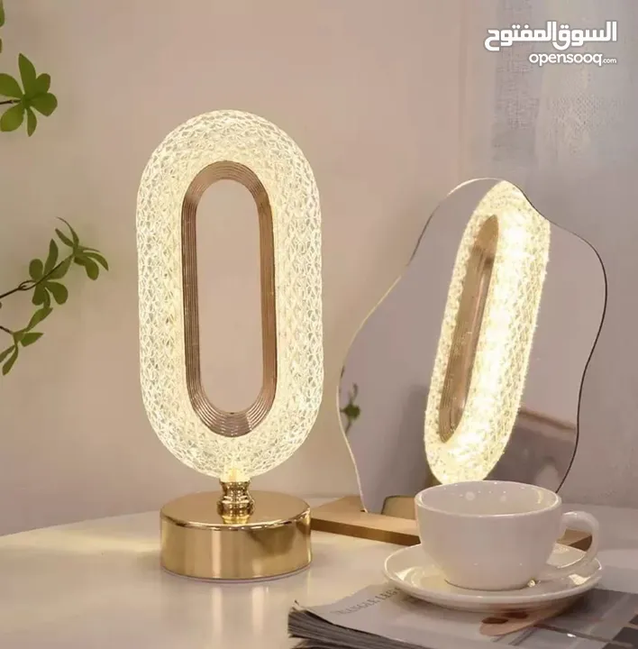 لمبة ديكور مكتبية عصرية - Creative Table Lamp أضف لمسة فخامة وأناقة لغرفتك مع لمبة الطاولة