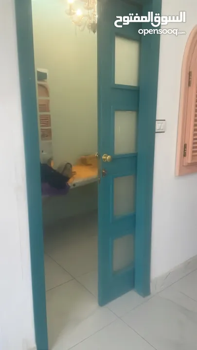 غرفة بمركز تجميل للايجار