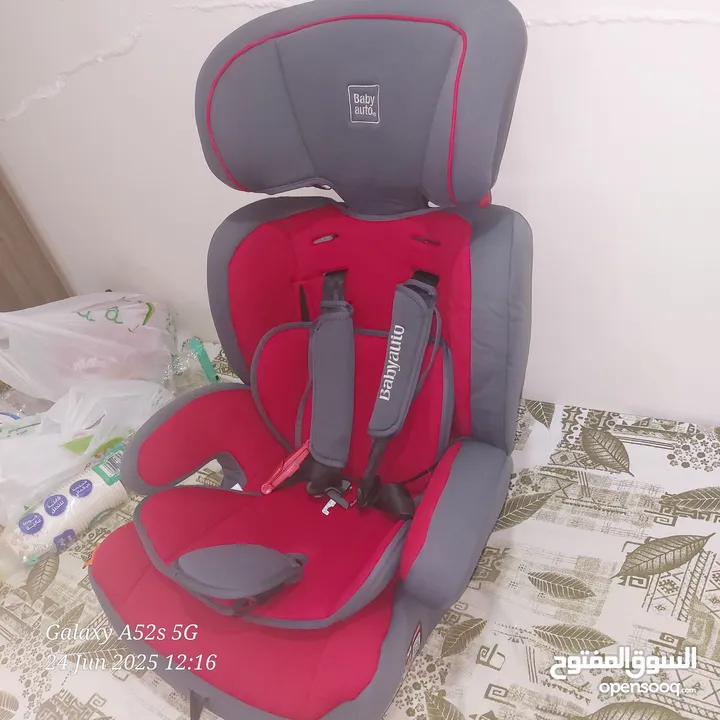Used baby car seat ( Baby Auto)