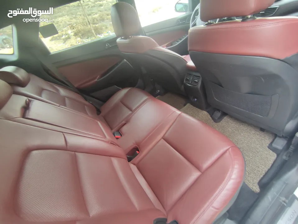 هونداي توسان فل الفل اضافات دهان شركة وعداد أصلي 70000كم فقططط رخصة وتأمين شامل للبيع بسعر مغري