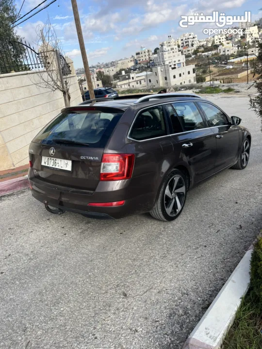 سكودا اوكتافيا لورينت كلمنت2016