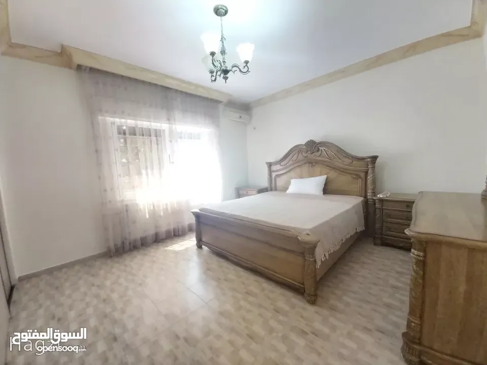 شقة للايجار في دير غبار  ( Property 34108 ) سنوي فقط