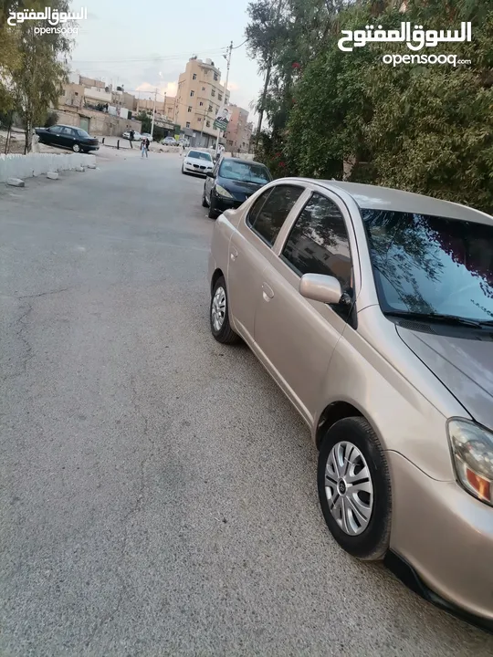 تويوتا اكو ( يارس) موديل 2005 بحال الوكالة اتومتيك للبيع اوللبدل على أقل سعر