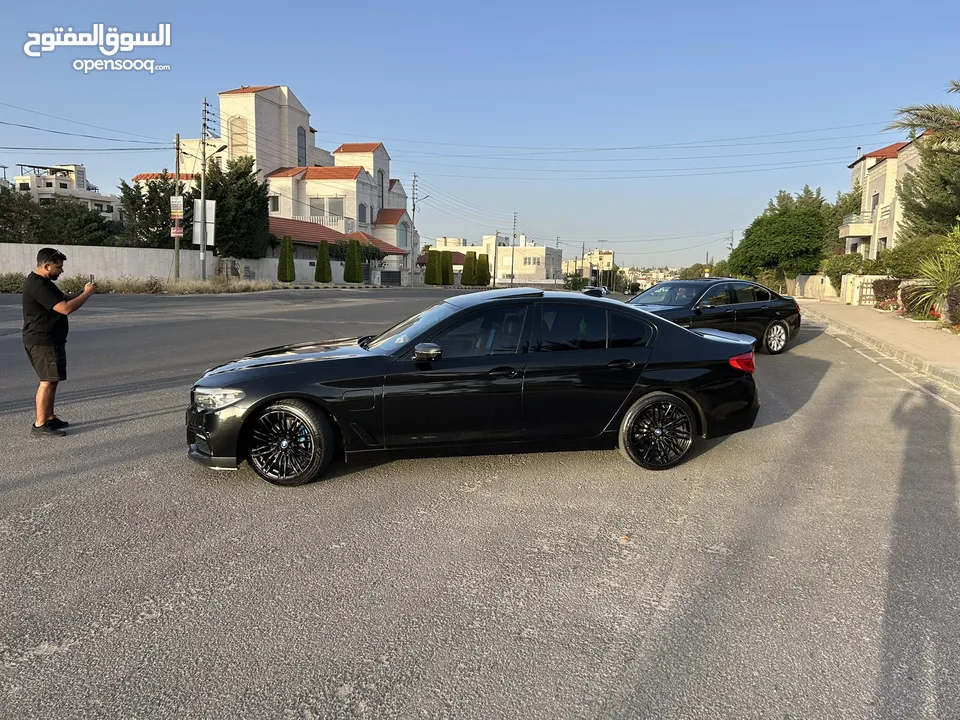 BMW 530e full option كميرات 360 للبيع اقساط من راسي ل رأسك بدون بنوك