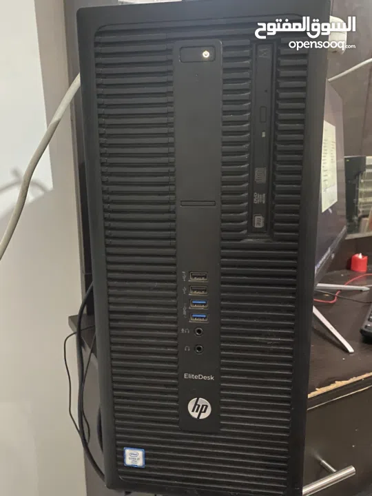 كمبيوتر +شاشة شبه جديد للبيع