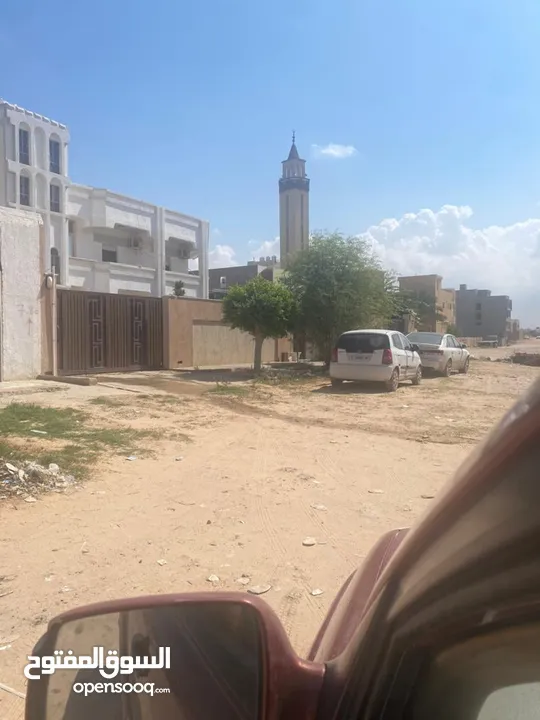 مبنى تجاري للايجار داخل طرابلس
