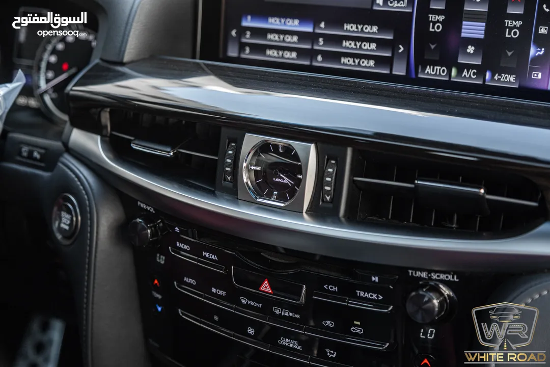 Lexus Lx570s 2019   السيارة وارد الشركة و قطعت مسافة 123,000