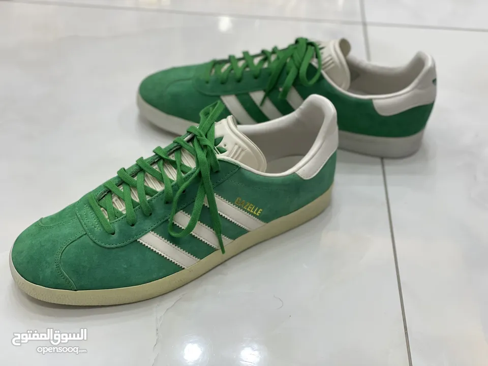 حذاء اديداس GAZELLE نظيف استخدام بسيط
