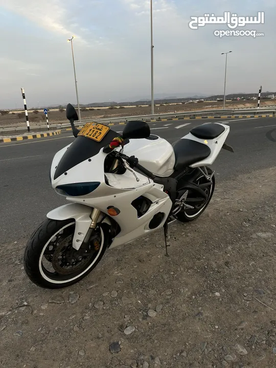 ياماها R6 2005 نظيفة