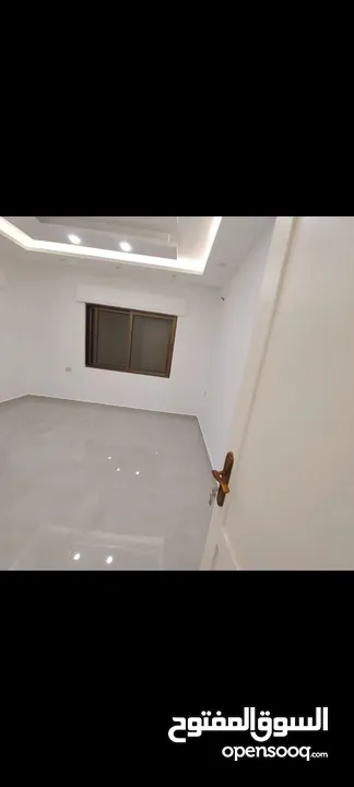 شقة للايجار مطلوب عريس و موظف