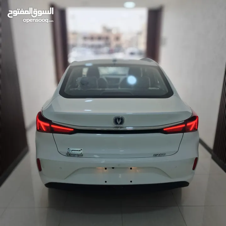 CHANGAN EADO 2023 ZERO كفاله 3 سنوات شاشه كمرات امامي + خلفي تقطع مسافة 400 km للبيع