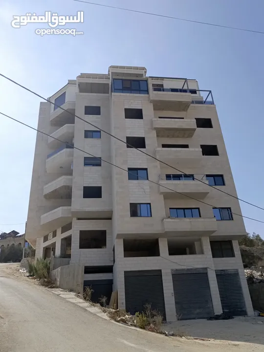 شقه طابق ثالث