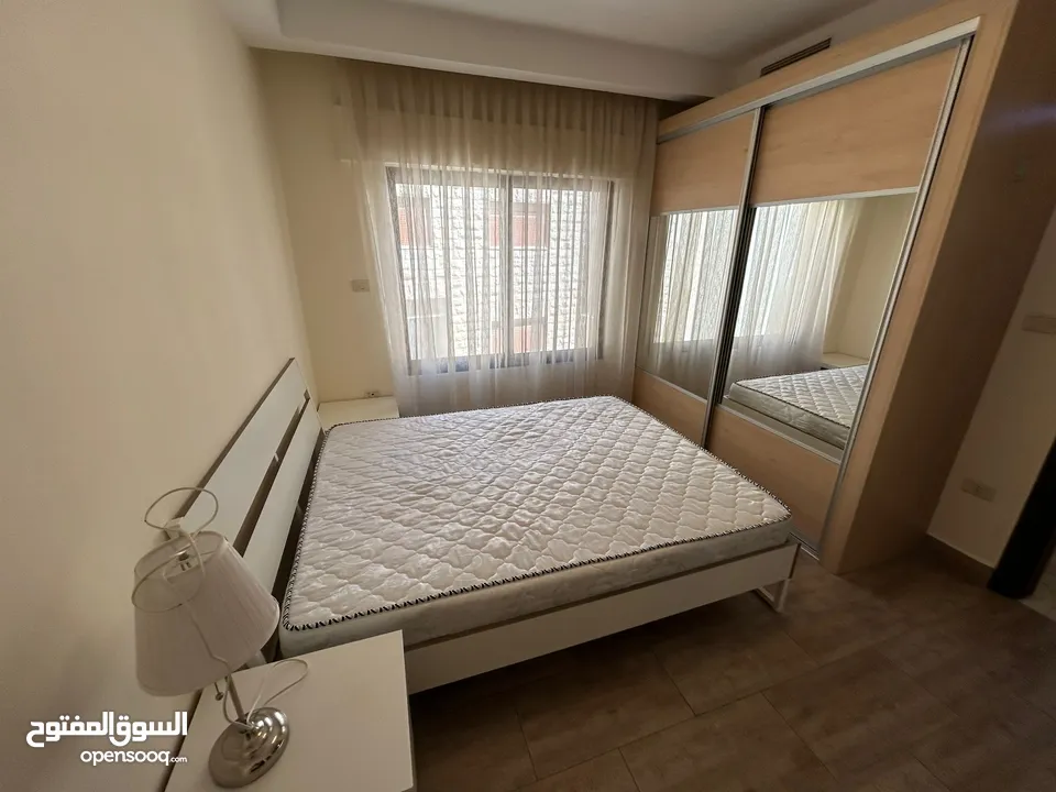 شقة 2 نوم مفروشة للايجار ( Property 37170 )-174960001