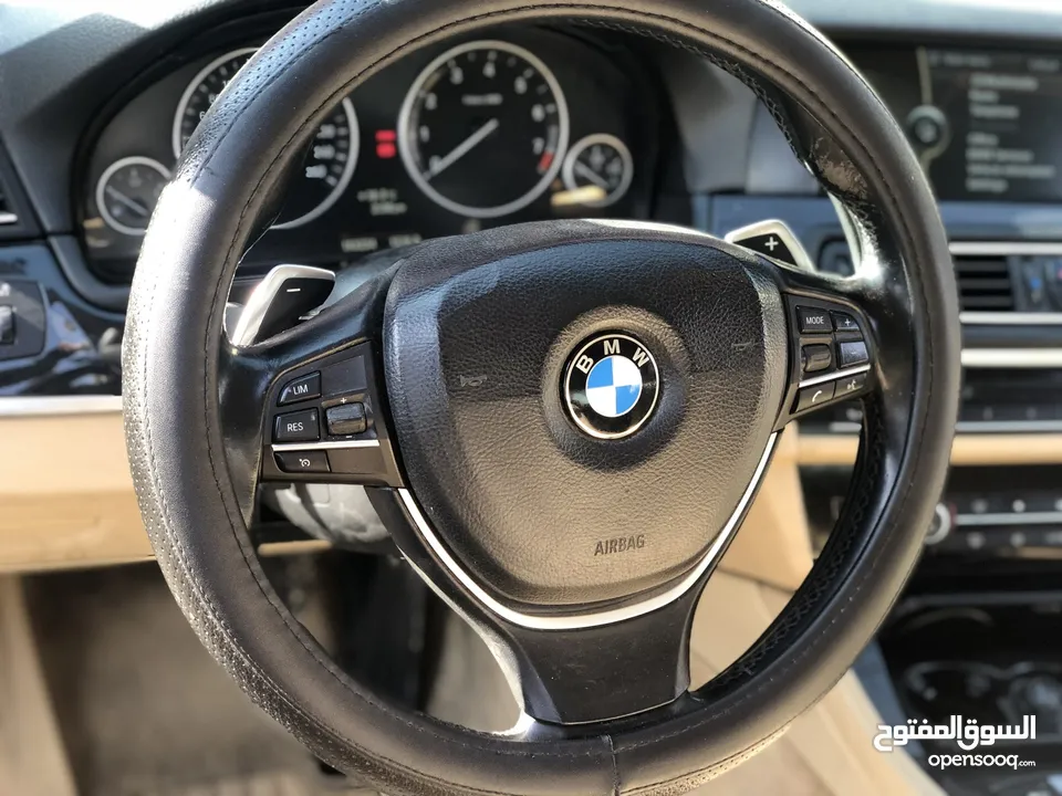 للبيع أو البدل ب ( id6)  BMW 528i gold