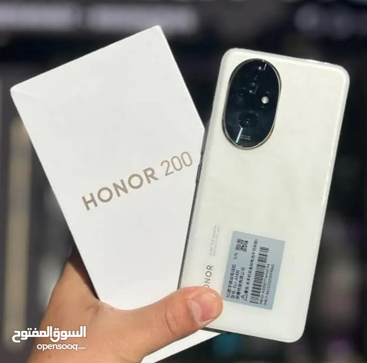 مشغل ايام Honer 200 5G رام 24 جيجا 256 مكفول بالشركة أغراضة والكرتونه الأصلية شاحن 100 واط متوفر توص