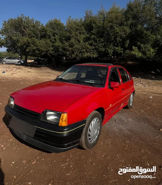 ابول كاديت 1988 هاتش باك نظيفة ماتور 13