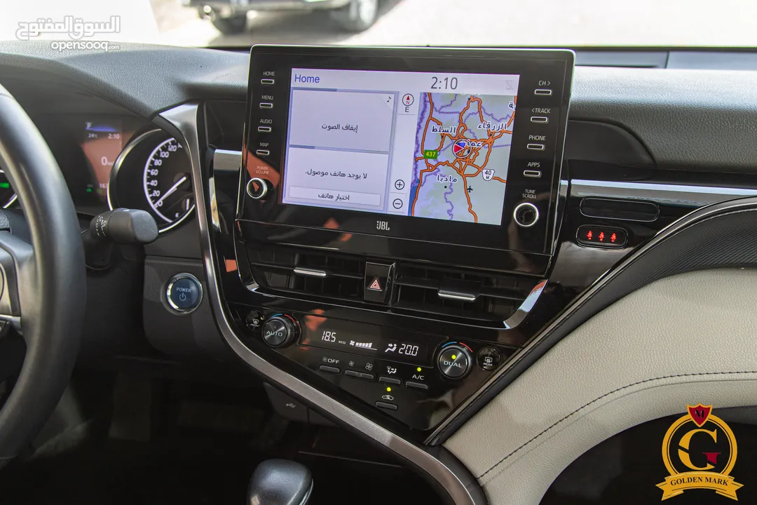Toyota Camry Gle 2024  السيارة وارد و كفالة الشركة و قطعت 16,000 كيلو