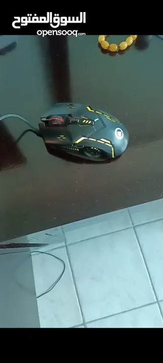 ماوس قيمينق بتصميم جميل ماوس ألعاب احترافي بإضاءة RGB ( قابل للتفاوض )
