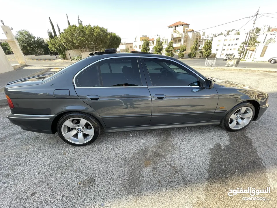 بي ام  e39 دب 520i موديل 1999 اصلي فحص كامل ثاني مالك في الاردن  قابل للفحص في داخل الشركة