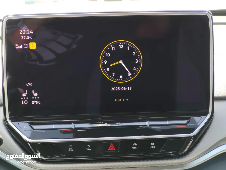 VOLKSWAGEN ID.4 CROZZ PRO light pro  عداد 13k فقط
