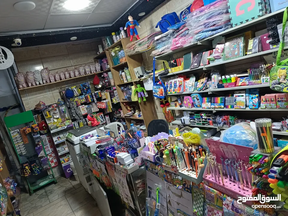 مكتبة للبيع بسعر جدا مغري لعدم التفرغ الجدي بتواصل معي فقط لو سمحتو الموقع الهاشمي الشمالي