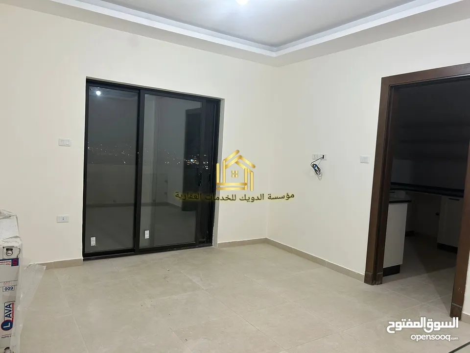 شقة فاخرة دوبلكس لم تسكن للإيجار