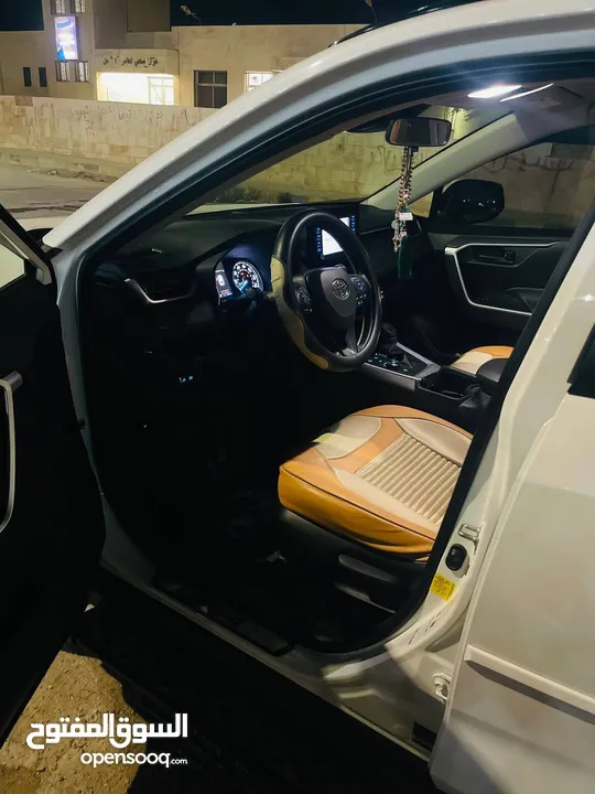 Toyota RAV4_LE/AWD 2022