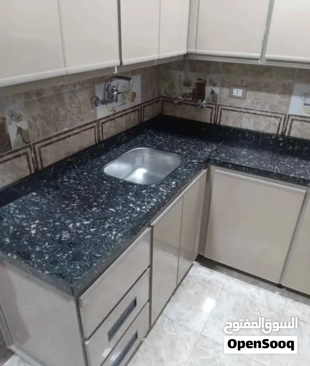 صيانه جميع انواع الرخام والدرج والإحواض.والمطابخ.