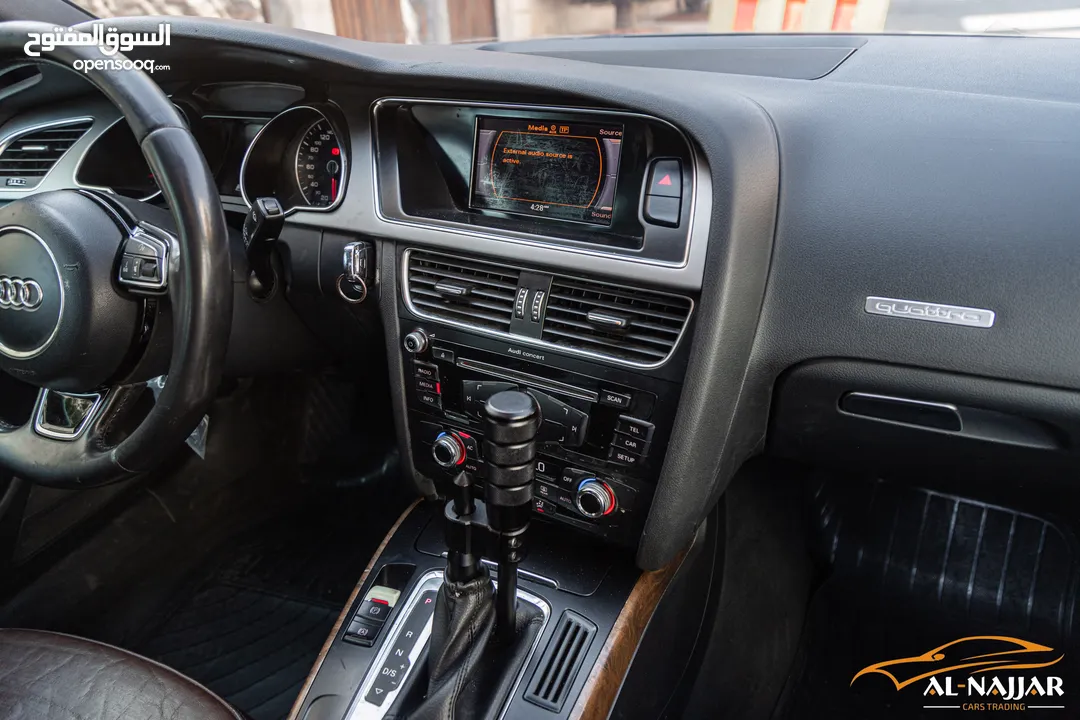 Audi A5 Coupe 2013 Quattro   السيارة وارد الشركة و قطعت مسافة 121,000 كيلو متر