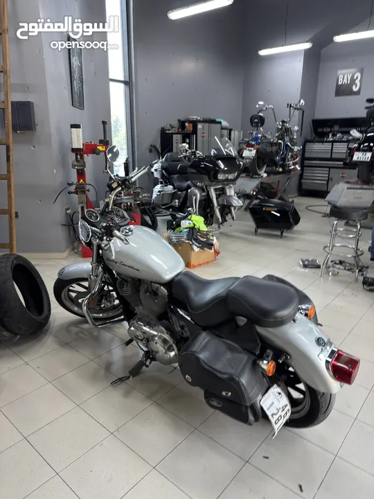 Harley sportster XL883 L بحالة الوكاله وصيانة الشركه